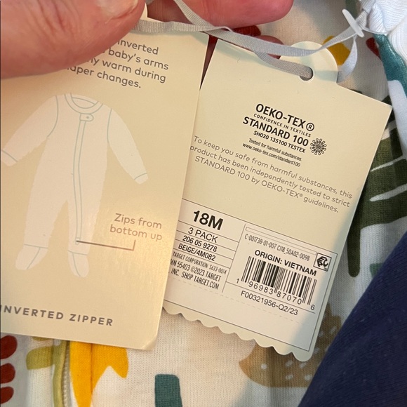 Cloud Island and Carter’s NWT Footie Pajamas. Size 18M. - Picture 3 of 11